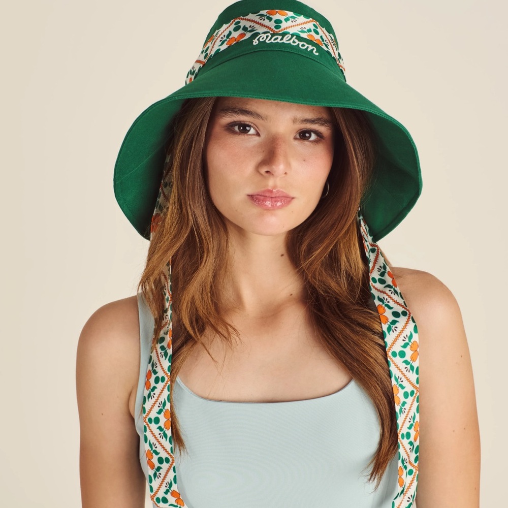 Malbon Gia Open Top Bucket Hat